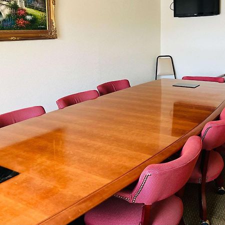Quality Inn & Suites Prestonsburg Next To Mountain Arts Center エクステリア 写真